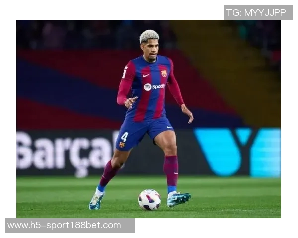 阿劳霍今日参加巴萨合练复出时间将视情况而定